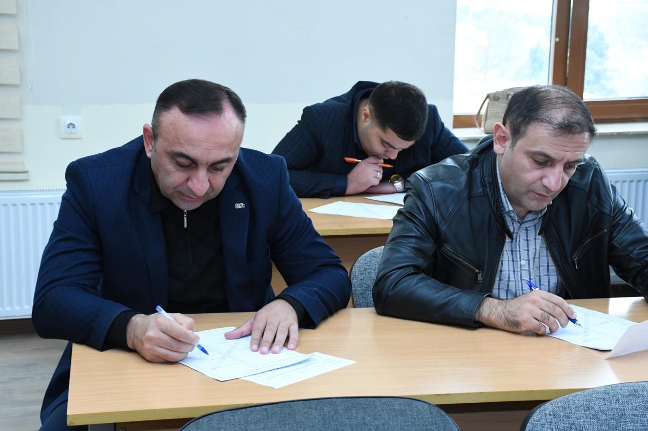 ADAU-da ingilis dili üzrə ödənişsiz danışıq kurslarına start verilib - FOTOLAR